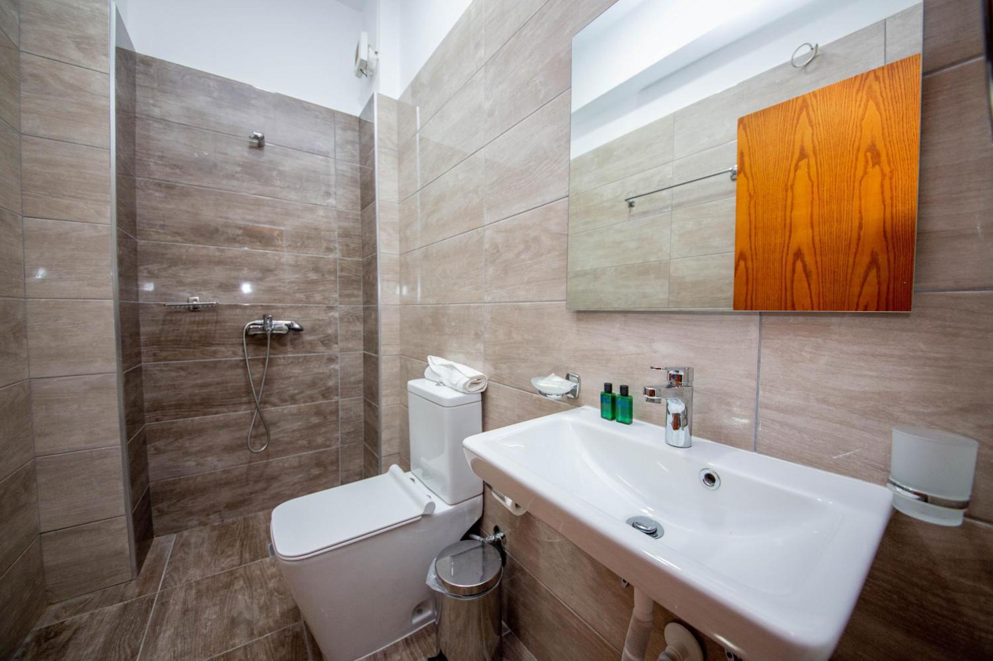 Hotel Keliani Sarande Bagian luar foto
