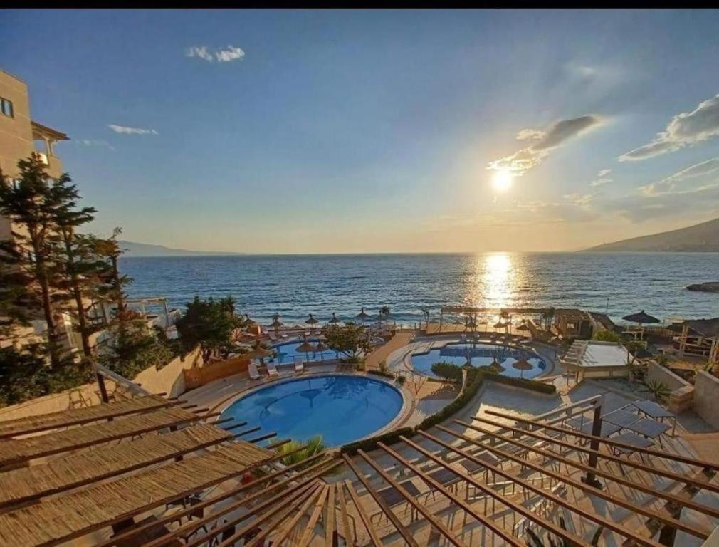Hotel Keliani Sarande Bagian luar foto